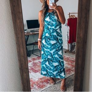 Charlotte Russe Floral Maxi Dress Size Small